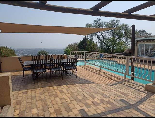 4 BEDROOM PROPERTY TO RENT IN SUNNYRIDGE